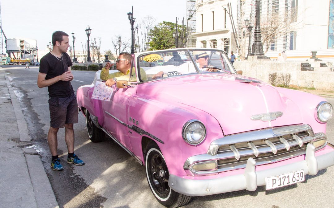 matkallamissamilloinkin vinkit matkaopasHavanna Kuuba vallankumousaukio auto