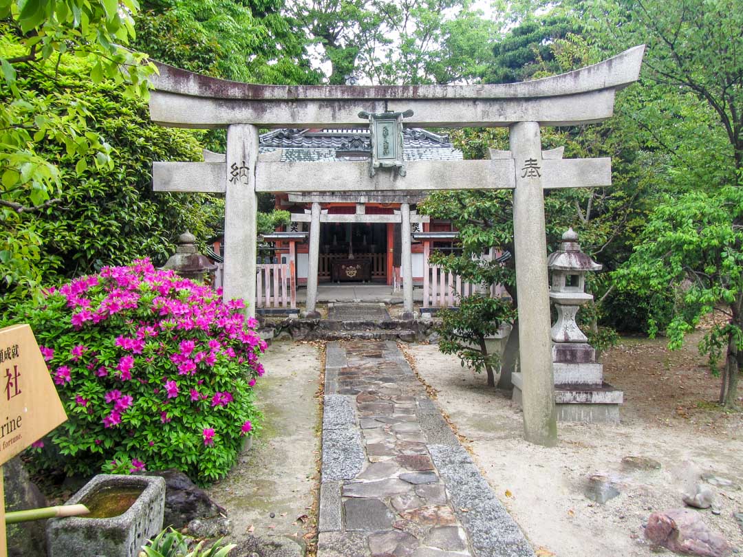 Sanjusangen-do temppeli Kiotossa Japanissa