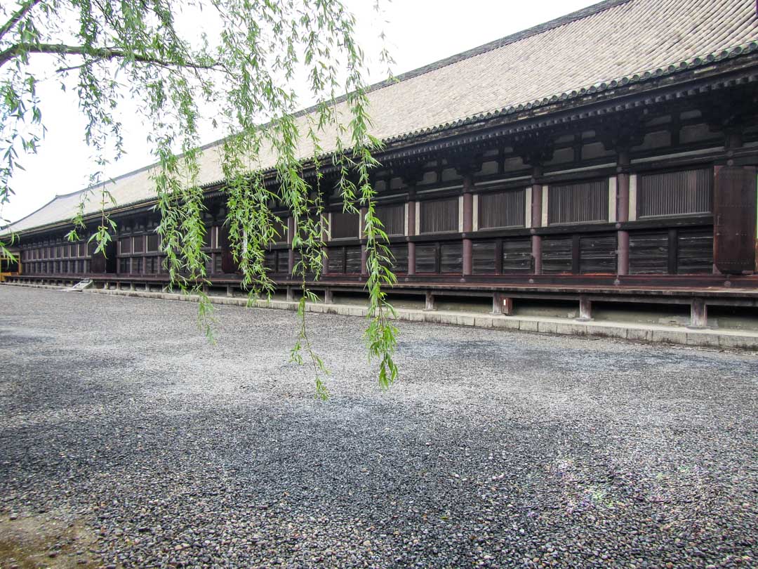 Sanjusangen-do temppeli Kiotossa Japanissa