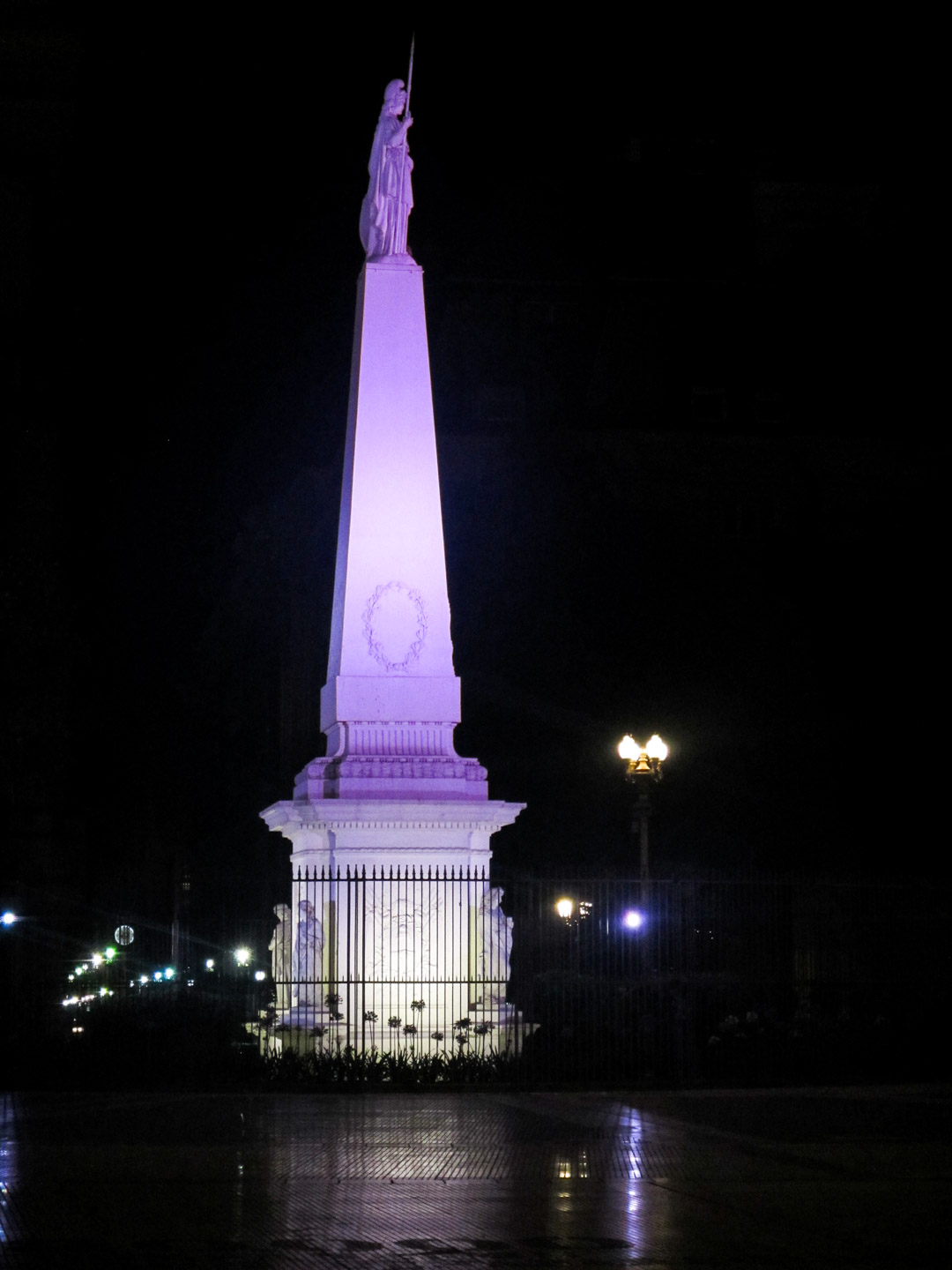 Buenos Airesin obeliski