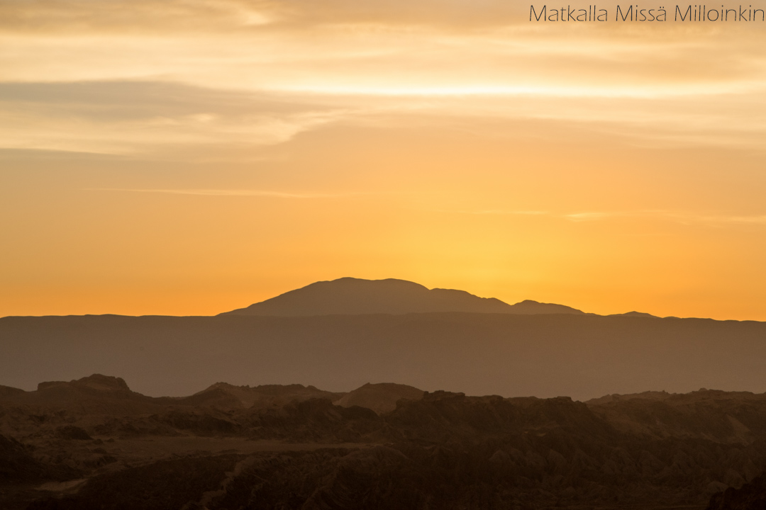 auringonlaskua katsomassa, San Pedro de Atacama ja Moon Valley, Valle de la Luna Chilessä