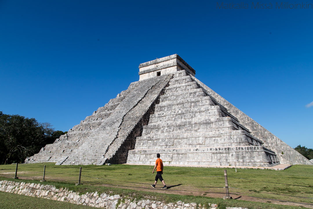 Chichén Itzán kuuluisa Kukulcánin pyramidi