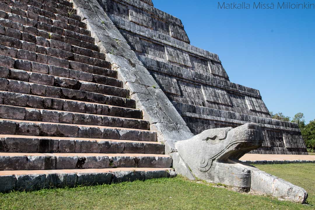 Chichén Itzán kuuluisa Kukulcánin pyramidi