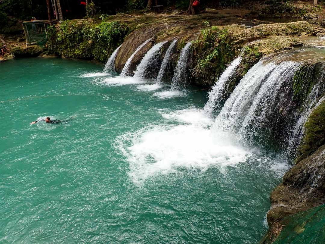 Cambugahay-vesiputous, Siguijor Filippiinit. Siquijorin parhaat nähtävyydet