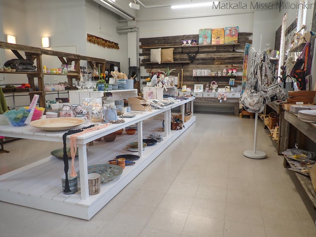 sisustus- ja lahjatavaramyymälä Pellavaenkeli, Somero