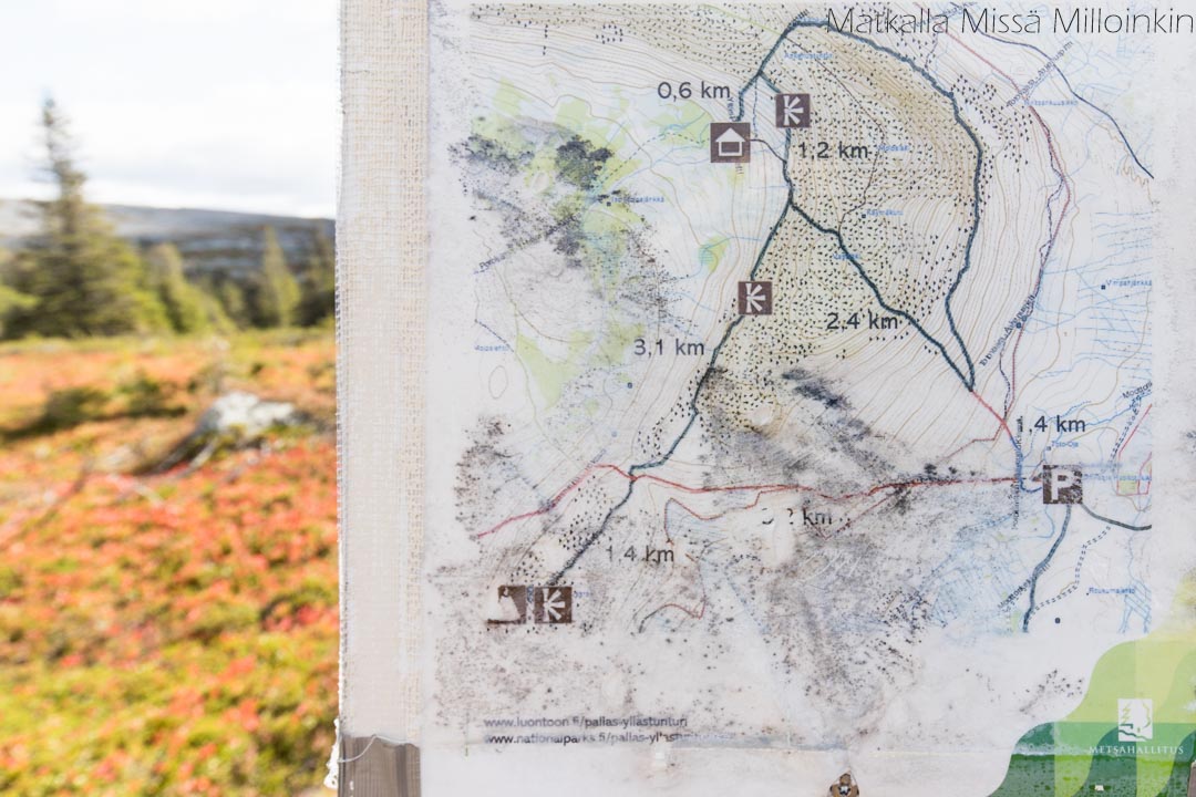 Moloslaen kierros, Pallas-Yllästunturin kansallispuisto-34 Pallas-Yllästunturin kansallispuiston kartta, Aakenustunturi