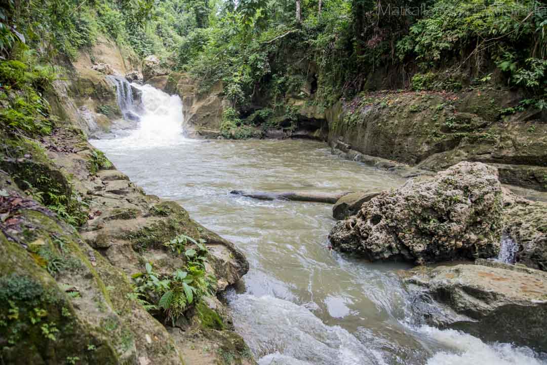 Mag-Aso -vesiputous, Bohol Filippiinit
