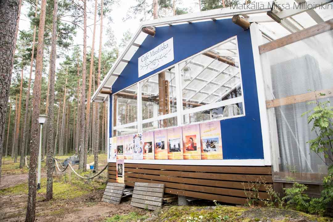 Pyhtään Kaunissaari, kahvila Mustikka