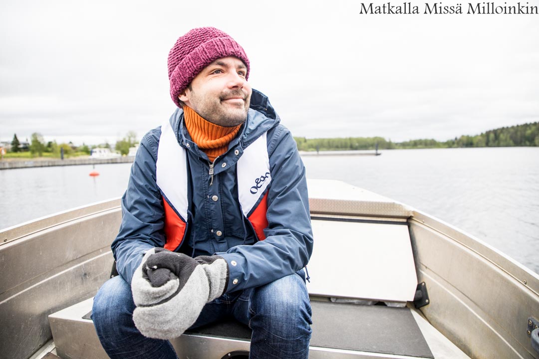 retki Saraakallion kalliomaalauksille, Laukaa